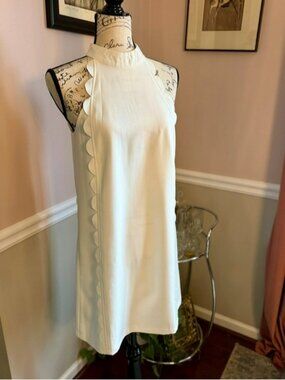 White Scalloped Edge Shift Dress High Neck Sleeveless Wedding Era Small